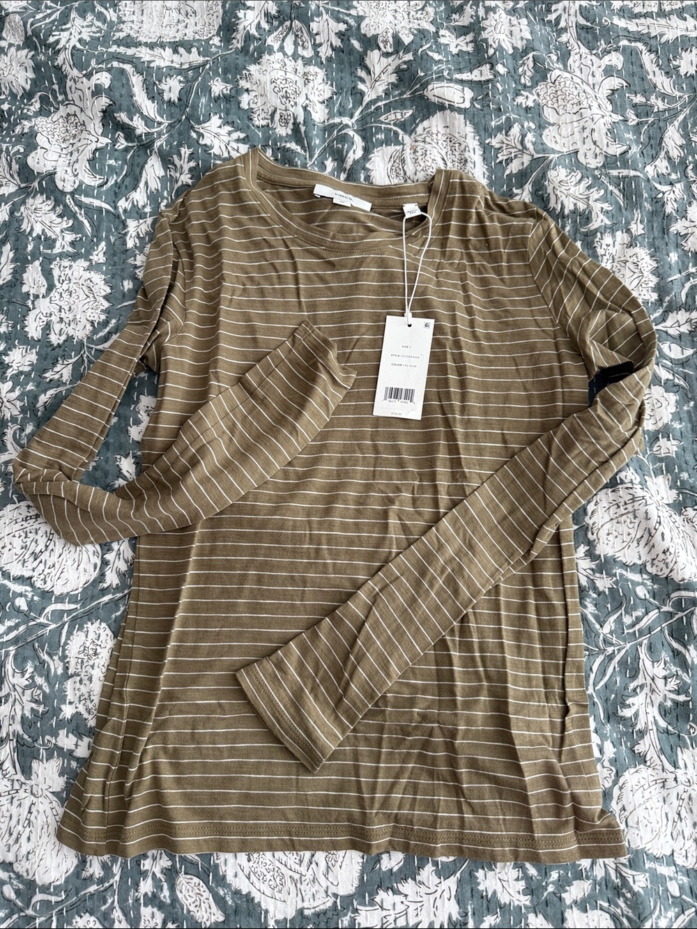 [Vince] Striped Long-Sleeve Crewneck Top - Olive Stripe